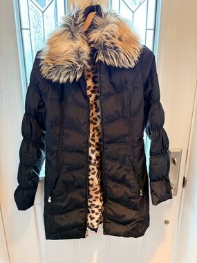 Laundry By Shelli Segal Black Puffer Coat with Faux-Fur Collar